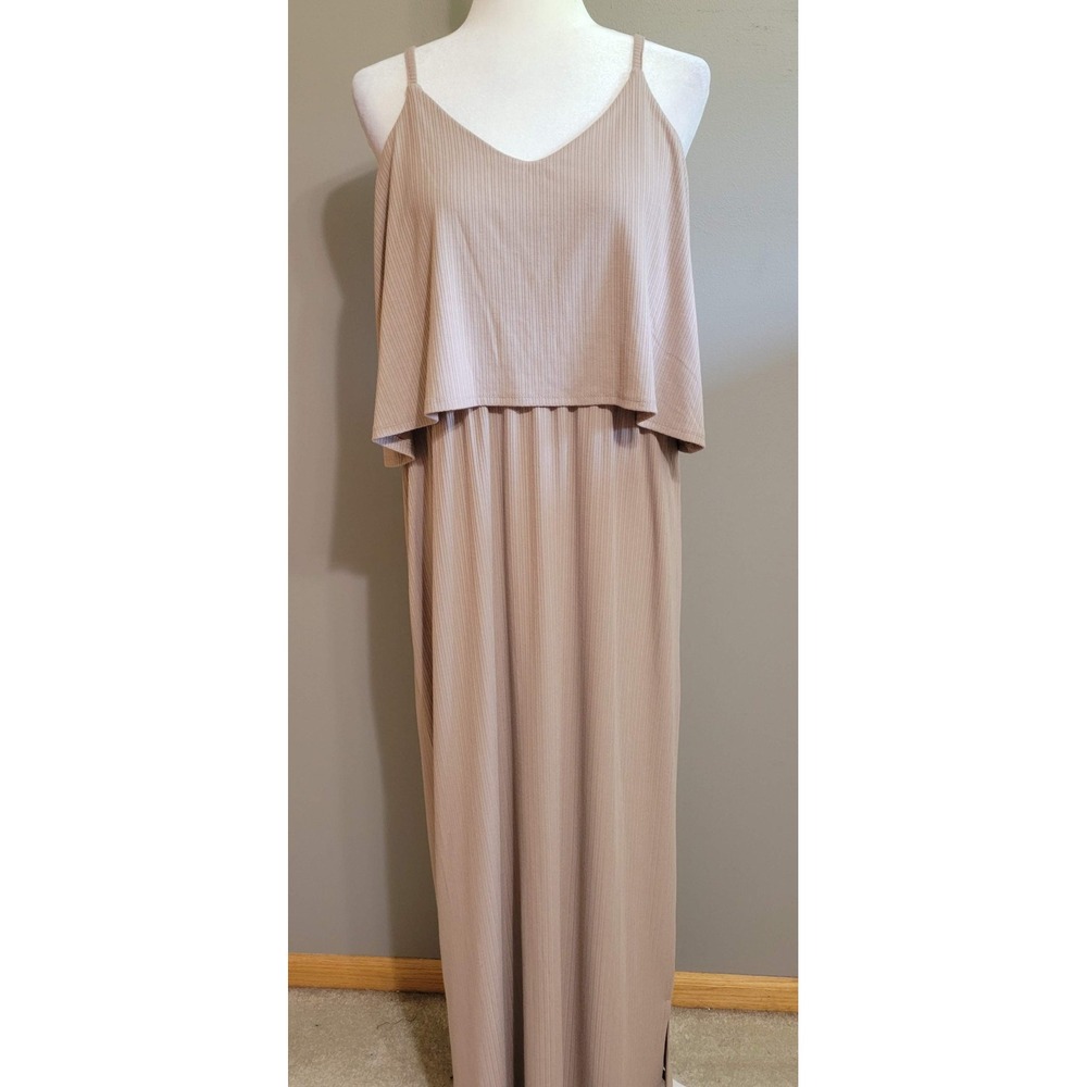 Zenana Ribbed Tiered Maxi Dress